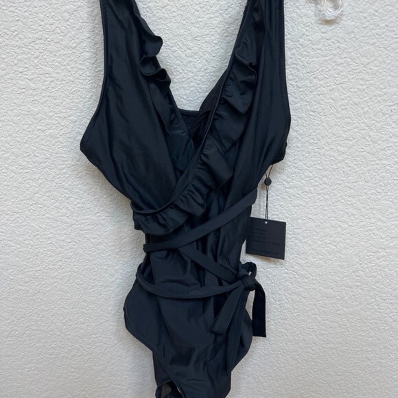 NWT DixPerfect Hermosa Swimsuit Size Large Black Ruffle Wrap Tie One Piece - Picture 5 of 12
